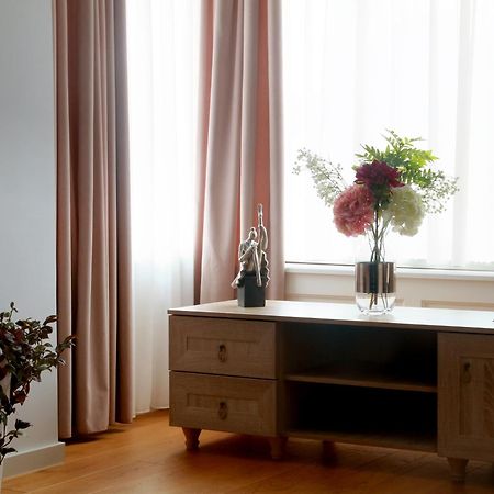 Premium Central Apartment Брашов Екстериор снимка